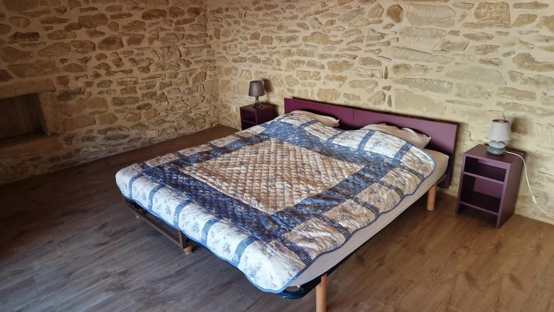 Apartment Studio Le Plancher Bathernay